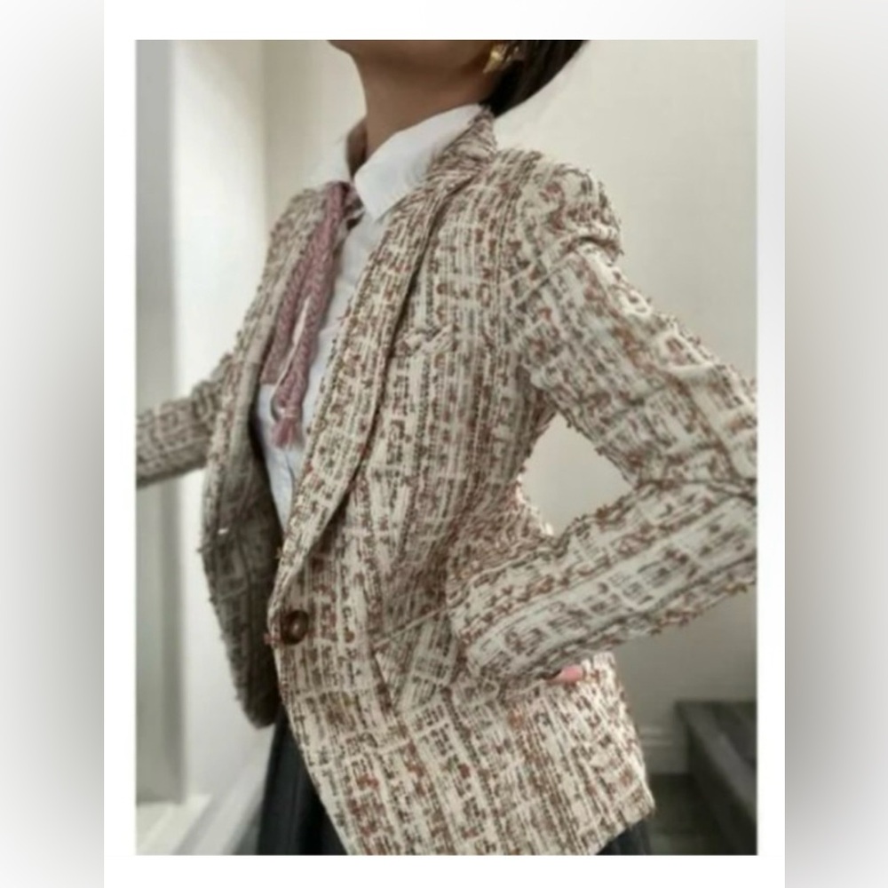 Veronica Beard Ivory and Tan Tweed Dickey Jacket size 2